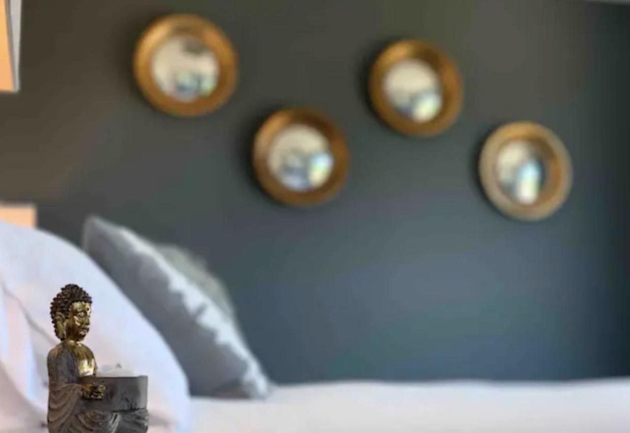 Domaine Chardonnay Bed & Breakfast เทเมคิวลา ภายนอก รูปภาพ