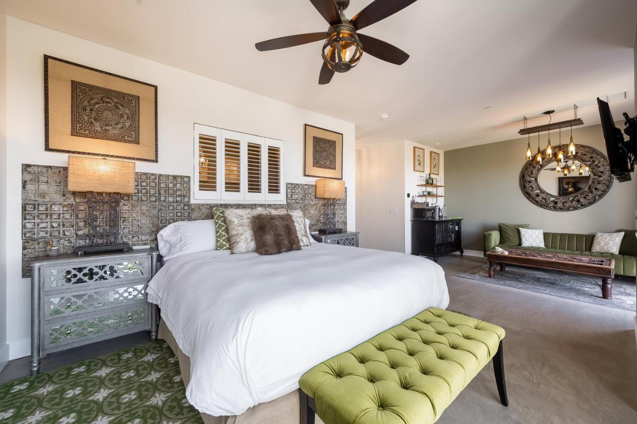 Domaine Chardonnay Bed & Breakfast เทเมคิวลา ภายนอก รูปภาพ